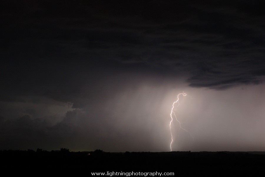 Lightning Image 2009011680