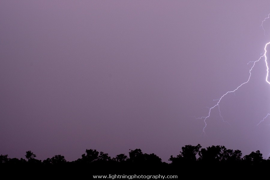 Lightning Image 2009012490