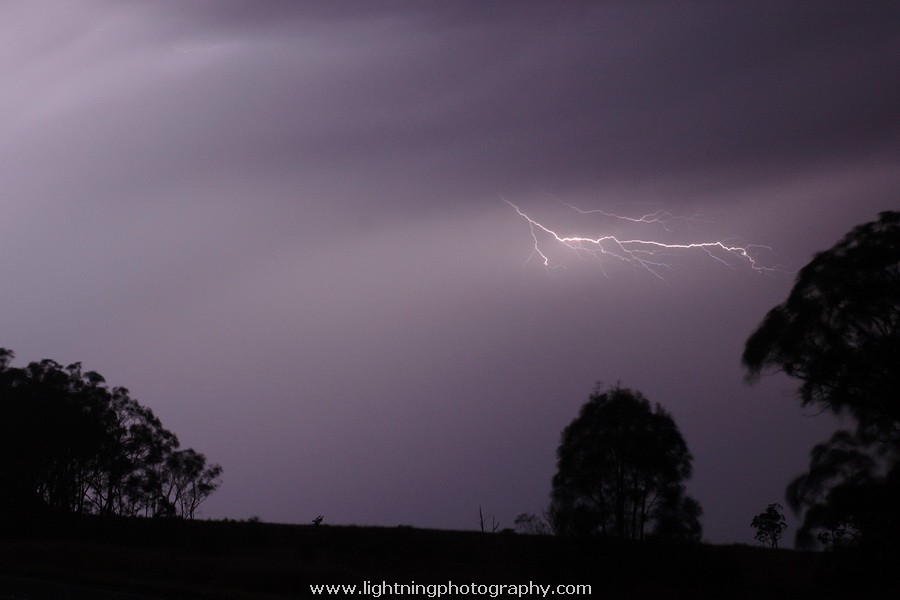 Lightning Image 2009012493