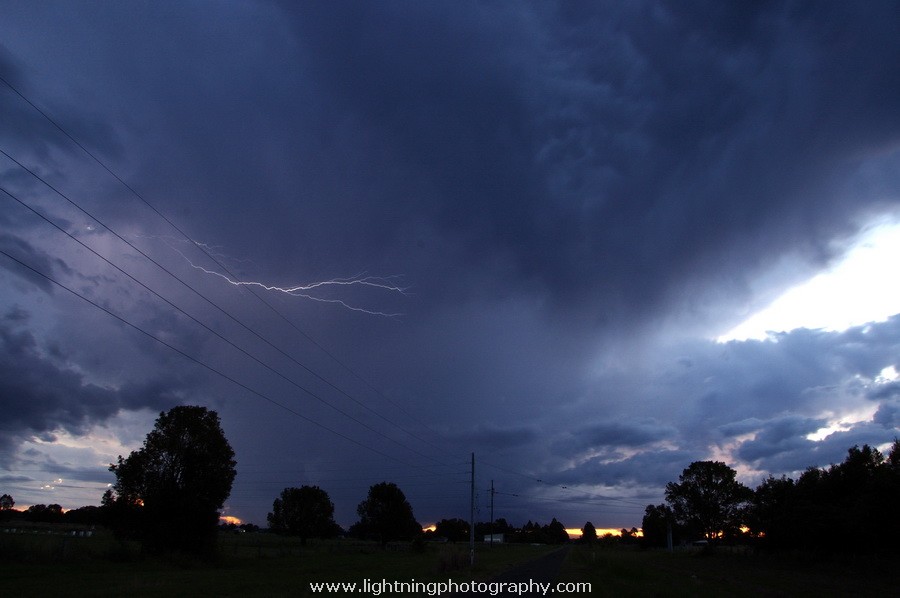 Lightning Image 2009031549