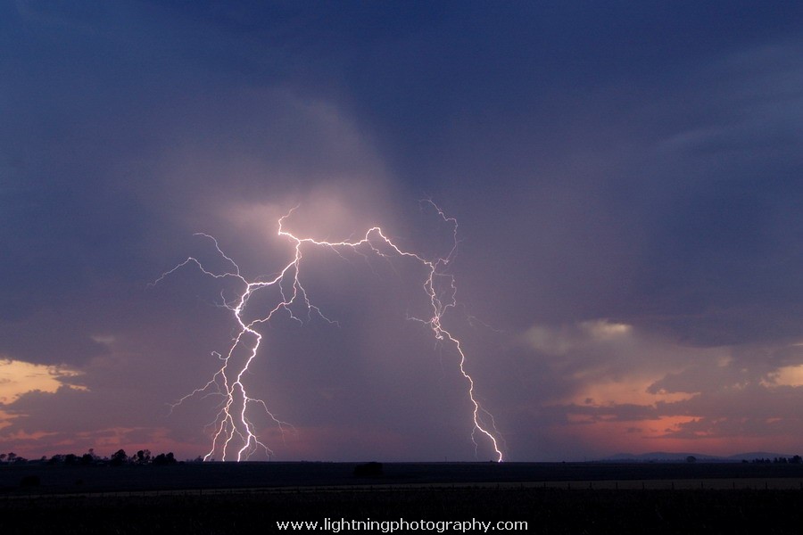 Lightning Image 2009111847