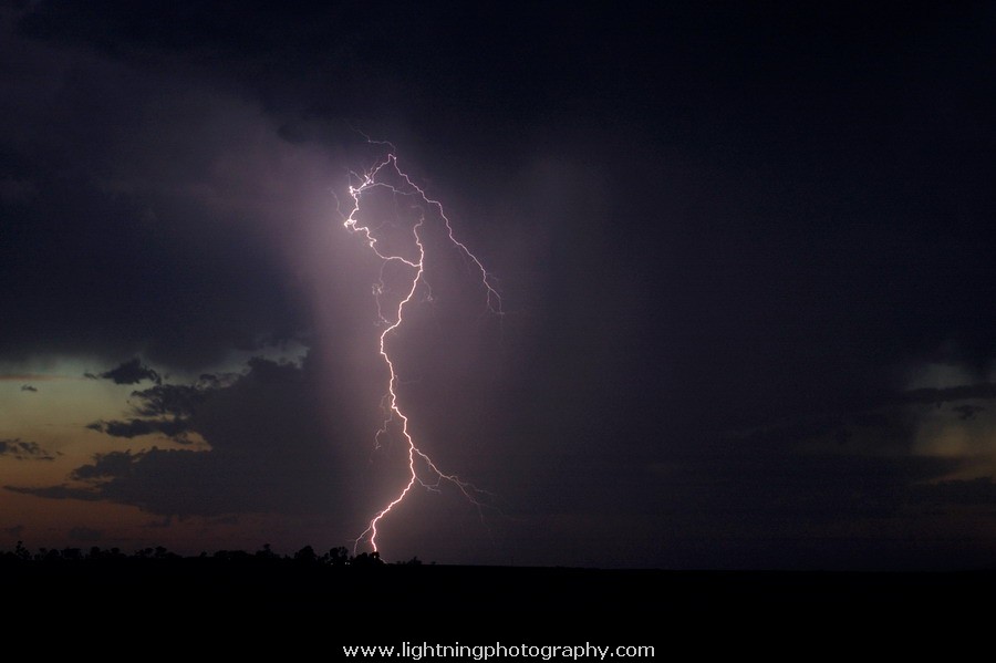 Lightning Image 2009111849