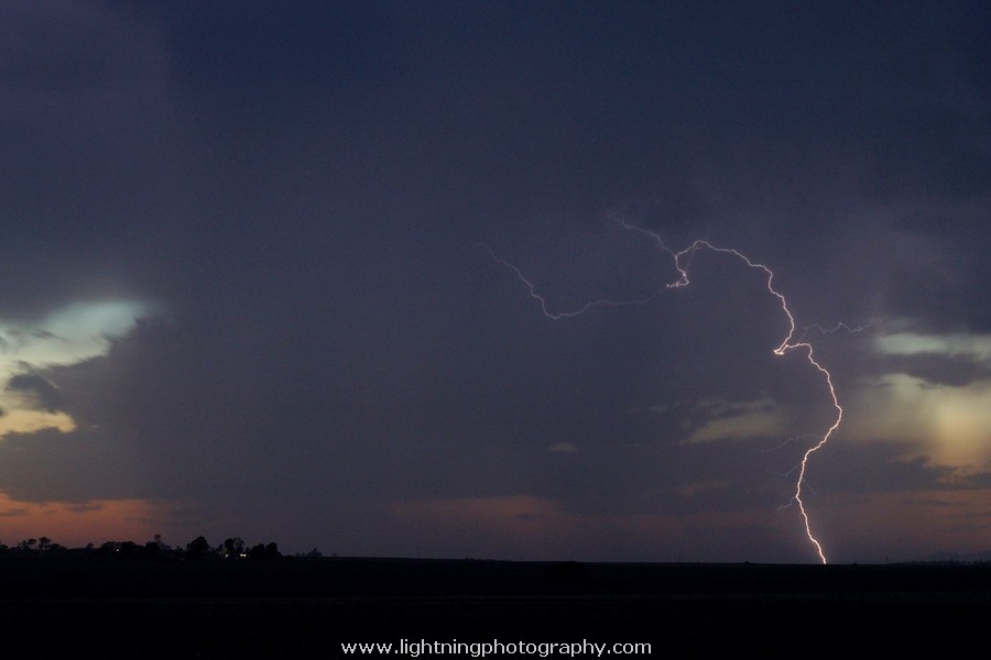 Lightning Image 2009111852