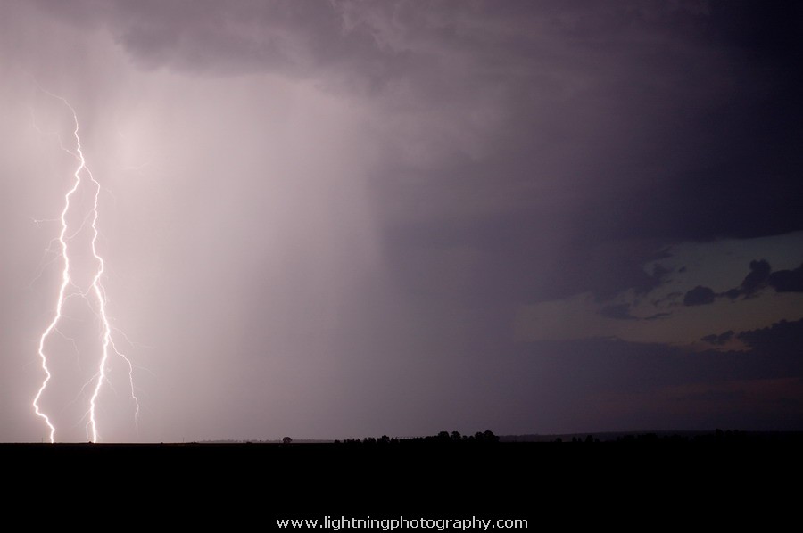 Lightning Image 2009111860