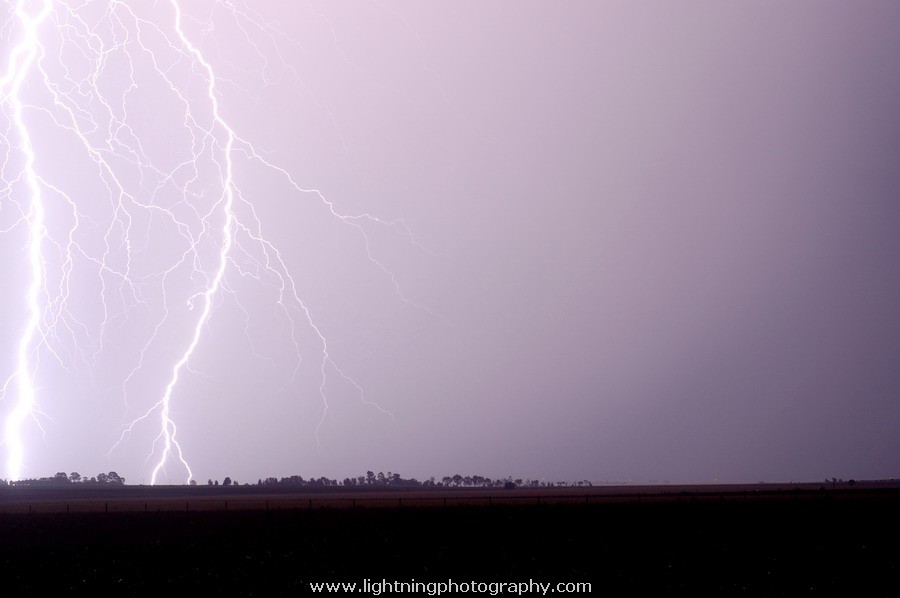 Lightning Image 2009111880