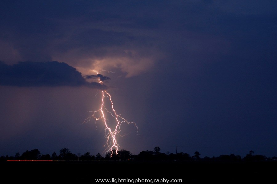 Lightning Image 2009112883