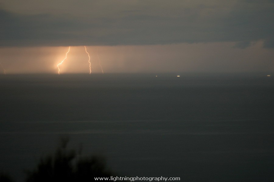 Lightning Image 2009112894