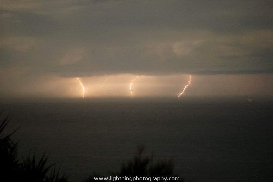 Lightning Image 2009112898