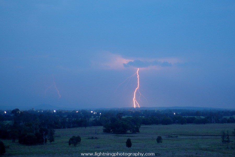 Lightning Image 2009120806