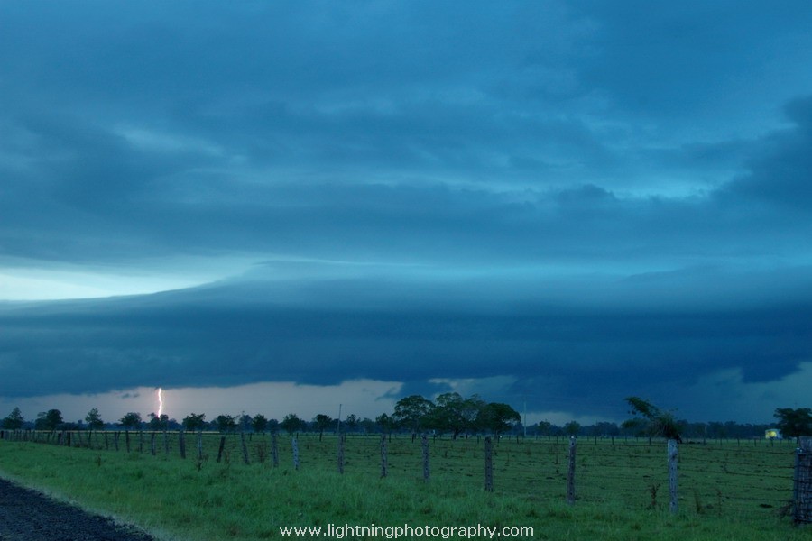 Lightning Image 2010012820