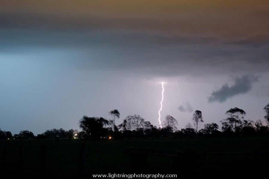 Lightning Image 2010012833