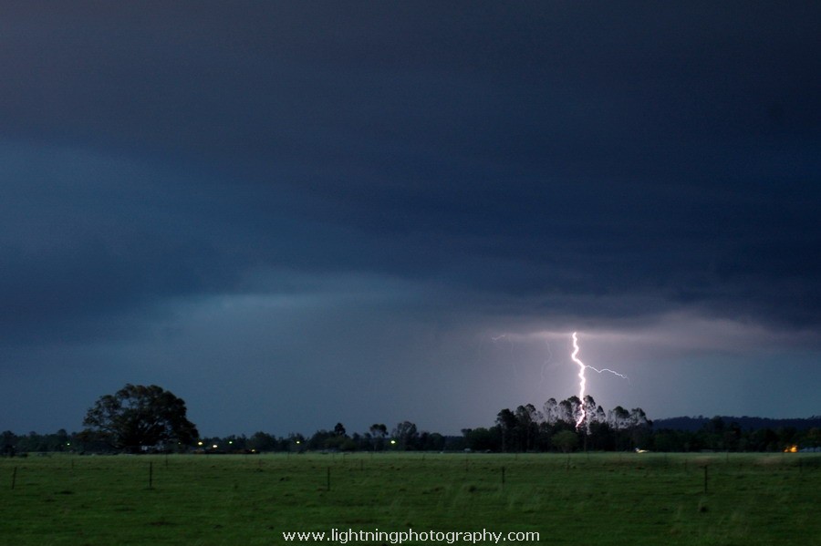 Lightning Image 2010012835