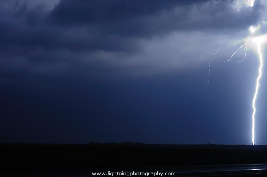 Lightning Image 2010052390