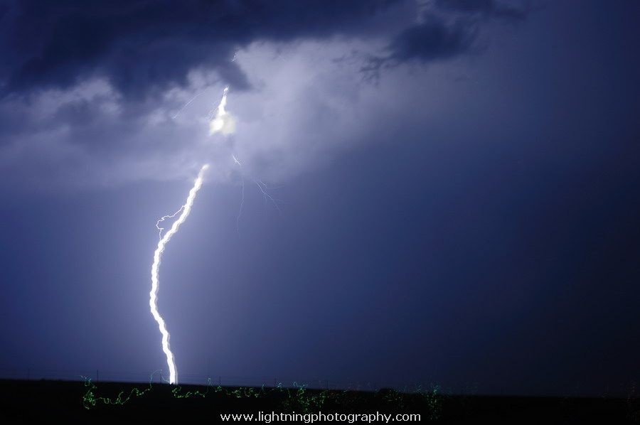 Lightning Image 2010052392