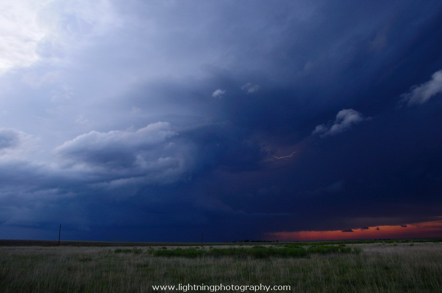 Lightning Image 20100525395