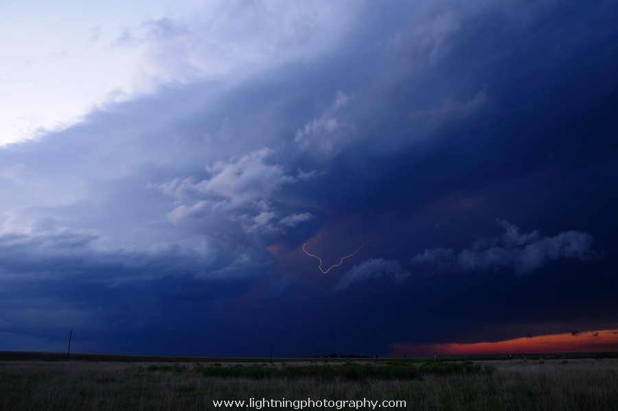 Lightning Image 20100525403