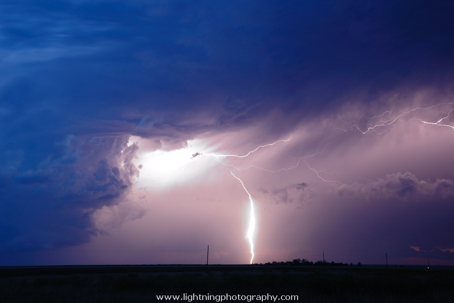 Lightning Image 20100525420