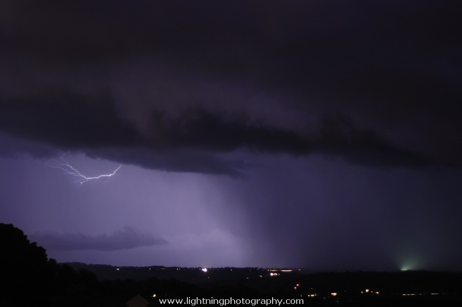 Lightning Image 2010102428