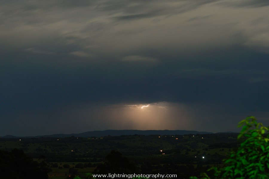 Lightning Image 2010121611