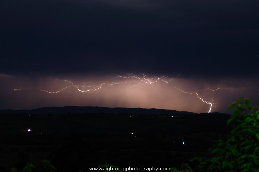 Lightning Image 2010121612