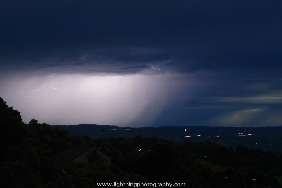 Lightning Image 2010121620