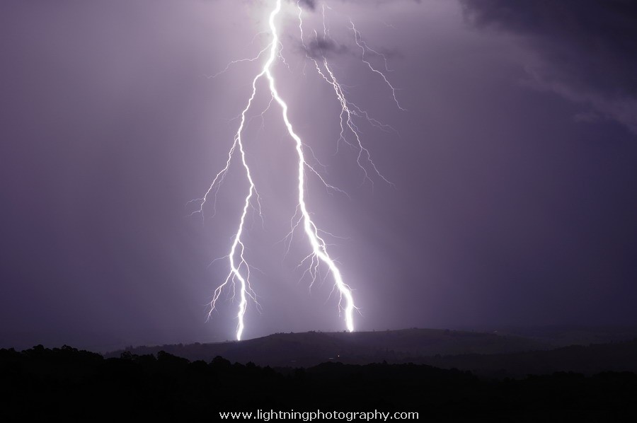 Lightning Image 2010121702