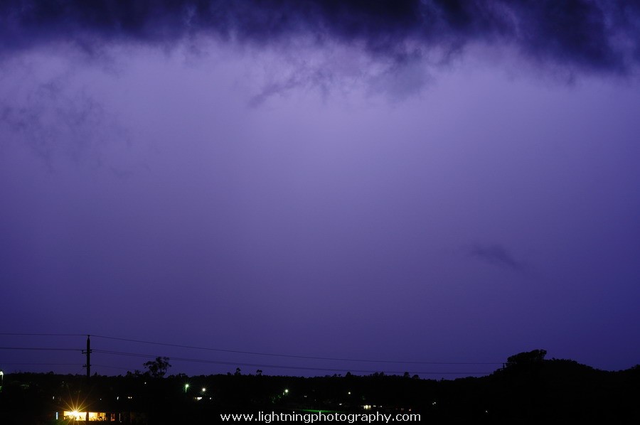 Lightning Image 2011010475