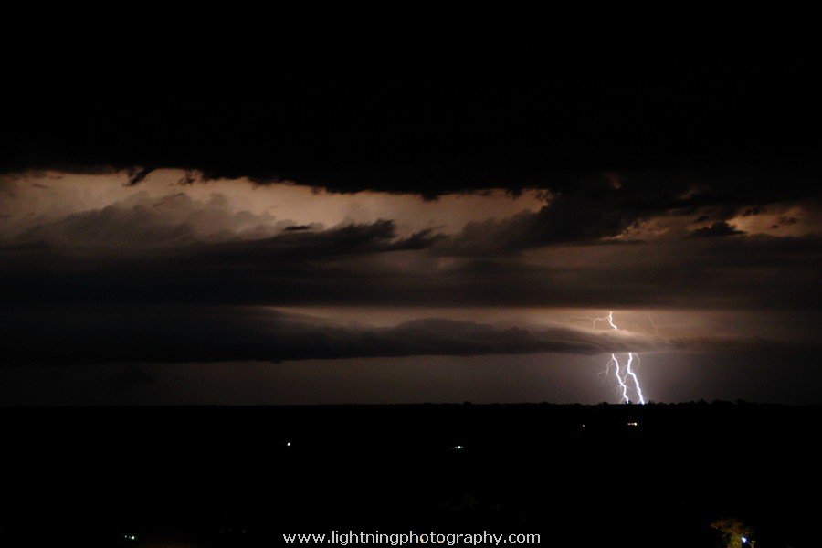 Lightning Image 2011022702