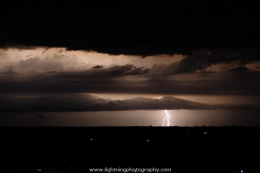 Lightning Image 2011022703