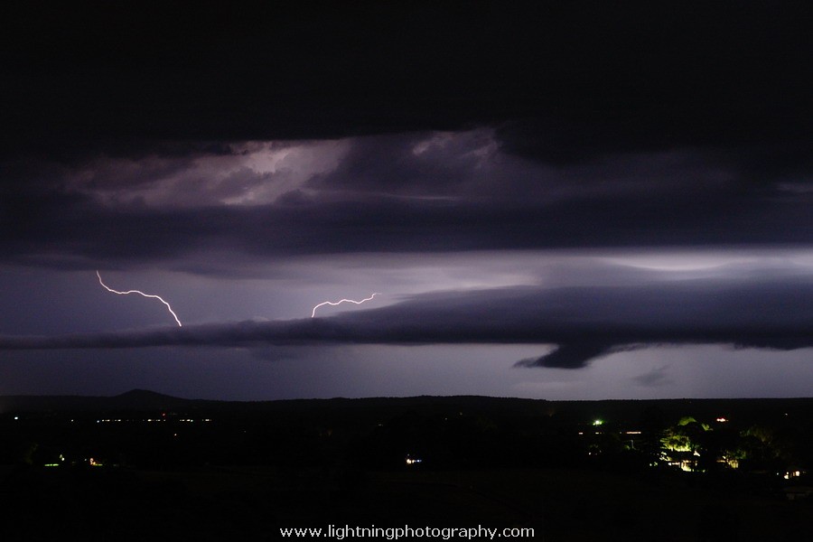 Lightning Image 2011022709