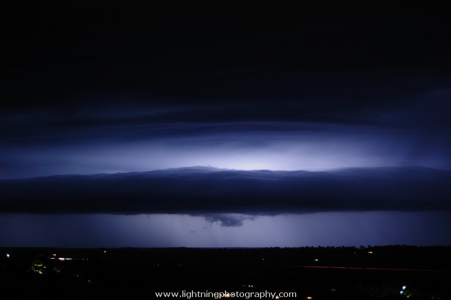 Lightning Image 2011022715