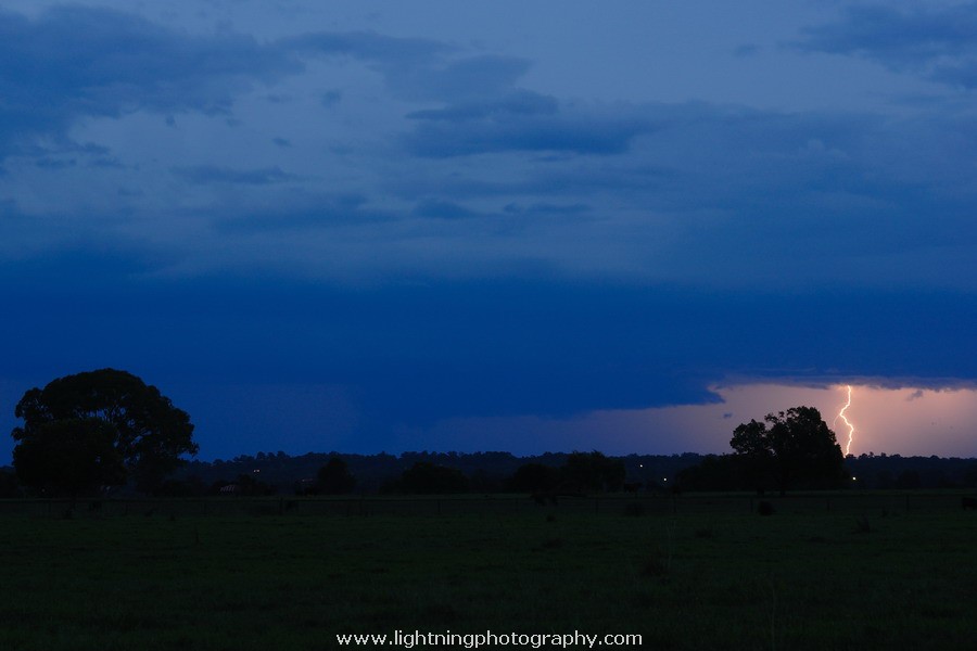 Lightning Image 2011030132