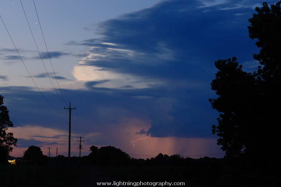 Lightning Image 2011030134