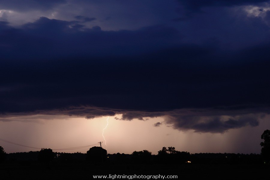 Lightning Image 2011030137