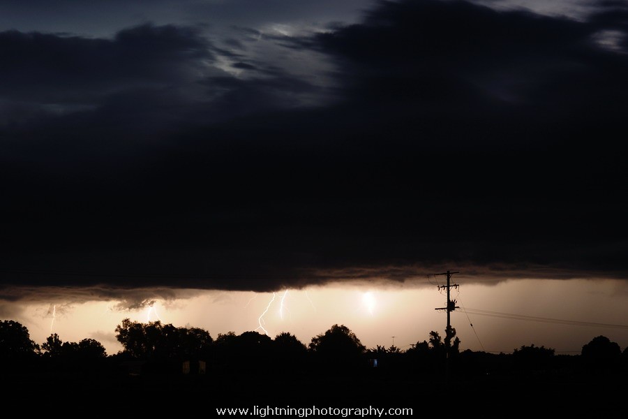 Lightning Image 2011030142