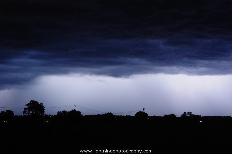 Lightning Image 2011030152