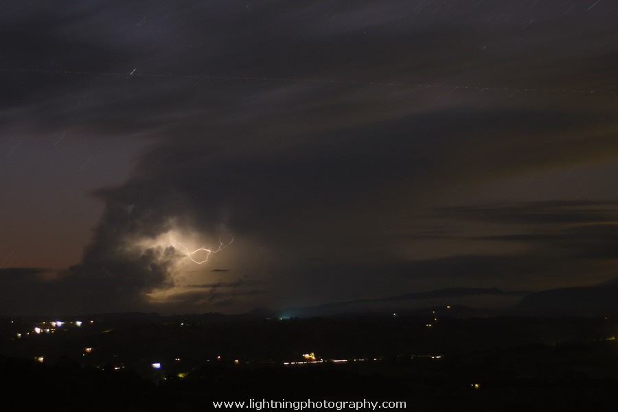 Lightning Image 2011042217