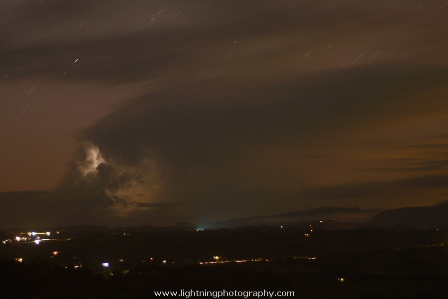 Lightning Image 2011042218