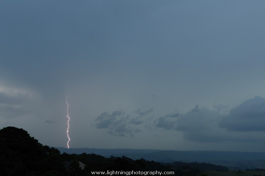 Lightning Image 2011050321