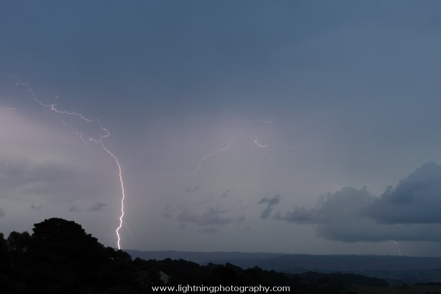 Lightning Image 2011050323