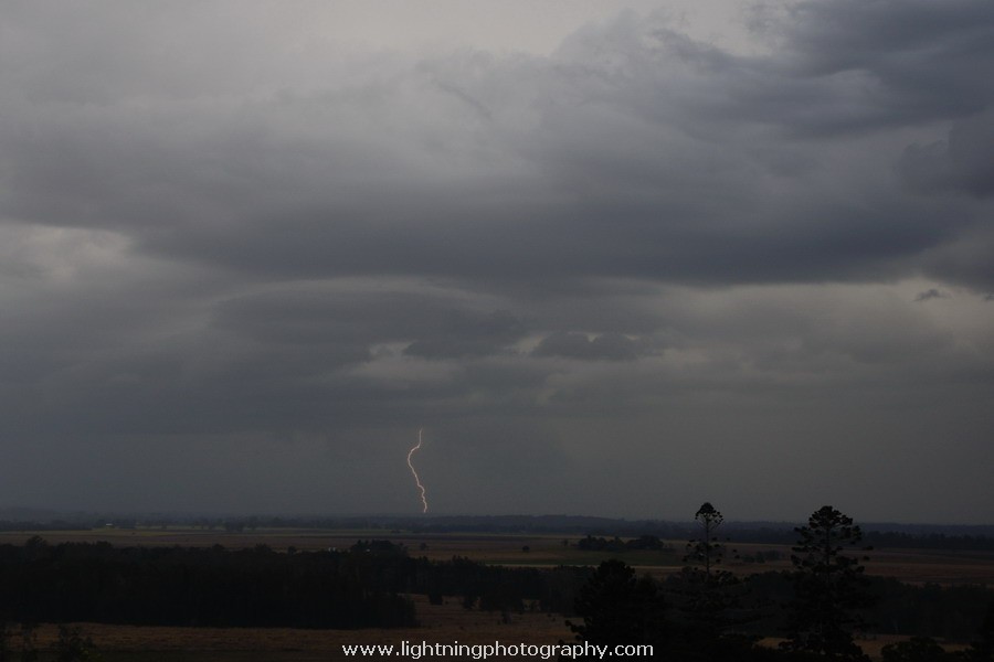 Lightning Image 2011081416