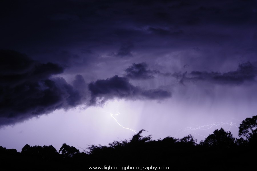 Lightning Image 2011081433