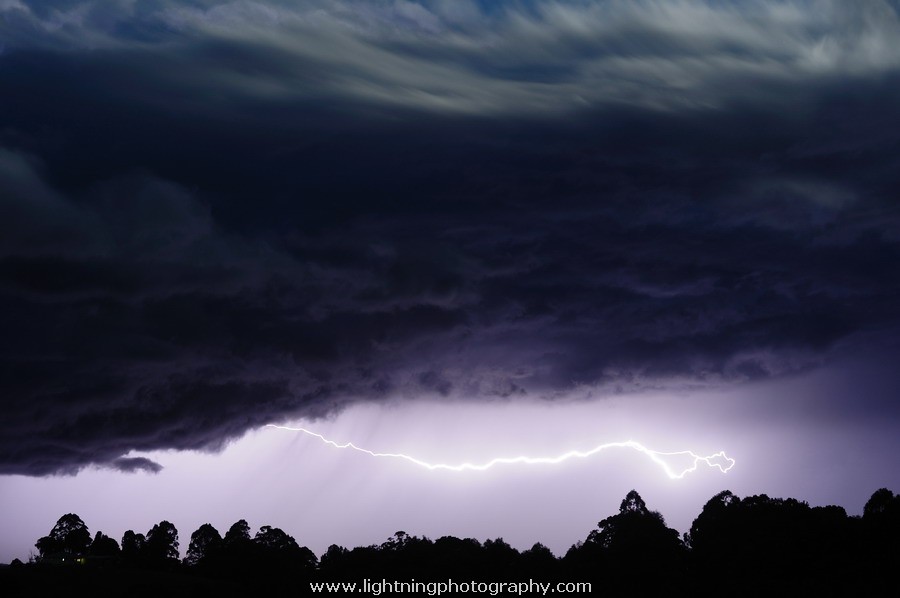 Lightning Image 2011081438