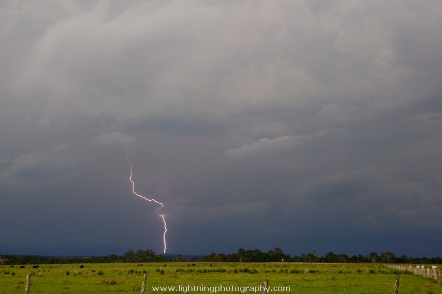 Lightning Image 2011101528