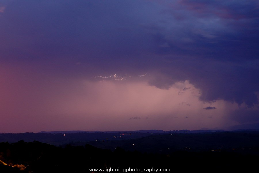 Lightning Image 2012021129