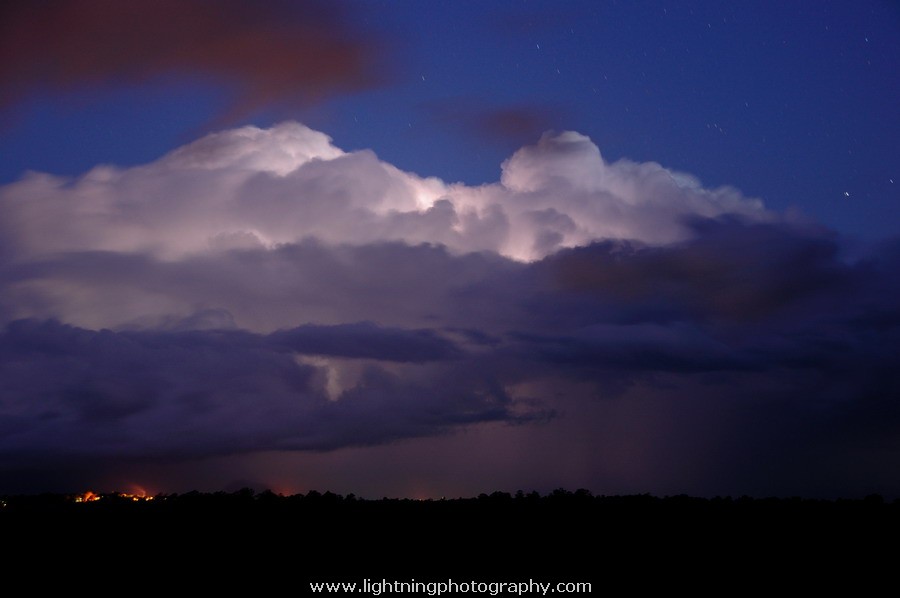 Lightning Image 2012021378