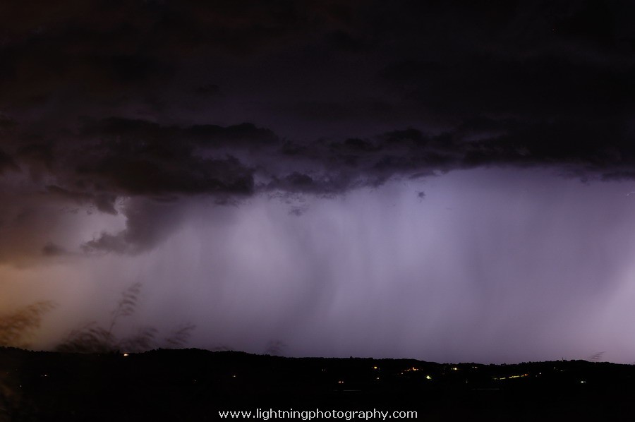 Lightning Image 2012021387