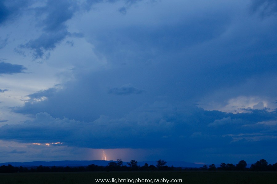 Lightning Image 2012022050