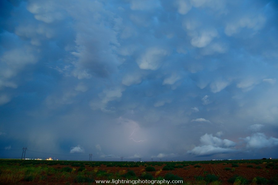 Lightning Image 2012050773