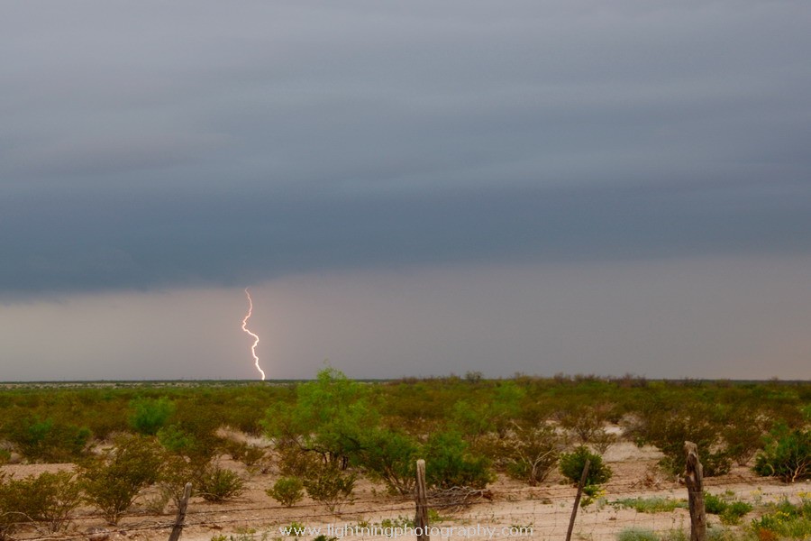 Lightning Image 2012050823